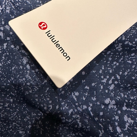 Lululemon crop tank with built in bra - Picture 4 of 6